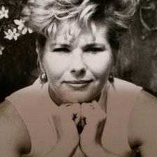 Profile Picture of Sherry Schultz (@SherrySchultz18) on Twitter