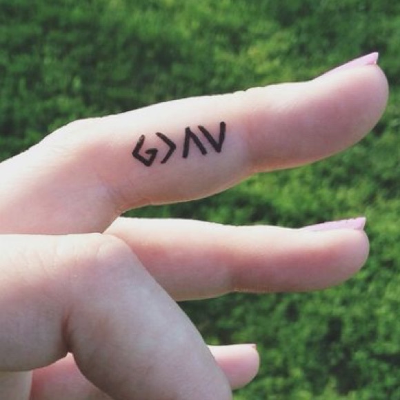 Profile Picture of Jess Alvarez (@jesseniaaxoxo) on Poshmark