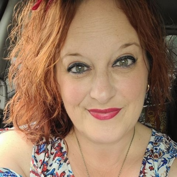 Profile Picture of Shawna Brown (@shawnabrown987) on Poshmark