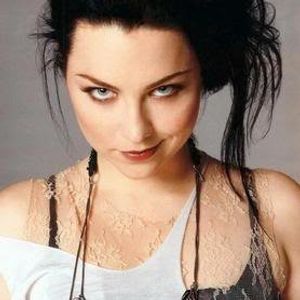 Profile Picture of Lilly Manson (@lillymanson) on Myspace