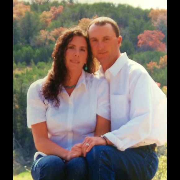 Billy Wardlow - Poshmark Profile Picture of Billy Wardlow (@bigarm) on Poshmark