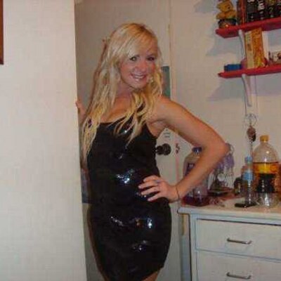 Profile Picture of Janet Mason (@thizisjanet) on Twitter