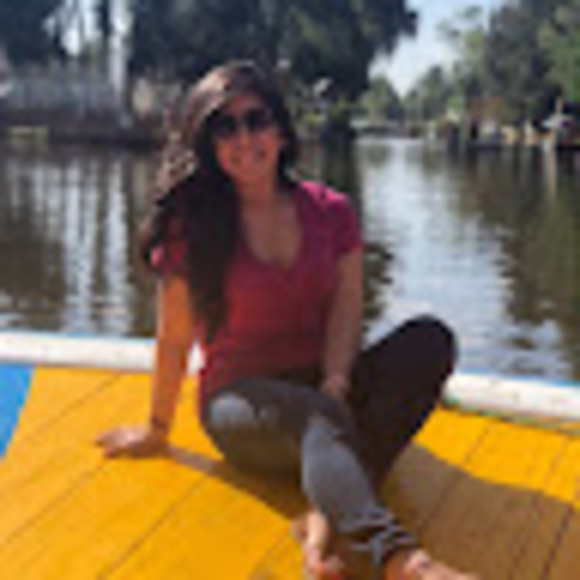Profile Picture of Gabriela Velasco (@gabyvelasco21) on Poshmark