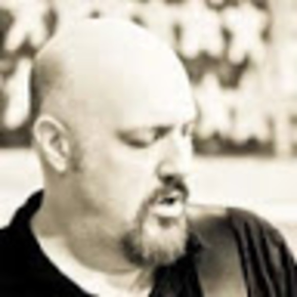 Profile Picture of Kevin Hornback (@hornbakk) on Poshmark