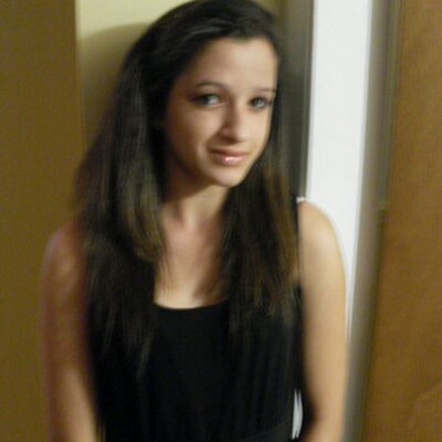 Profile Picture of Bree Watts (@xobieberbaby18) on Twitter