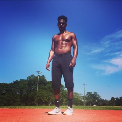 Profile Picture of Steven McRae (@Uncle_Steve_04) on Twitter