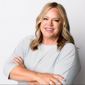 Profile Picture of Stephanie Newstrom (@snewstrom) on Pinterest