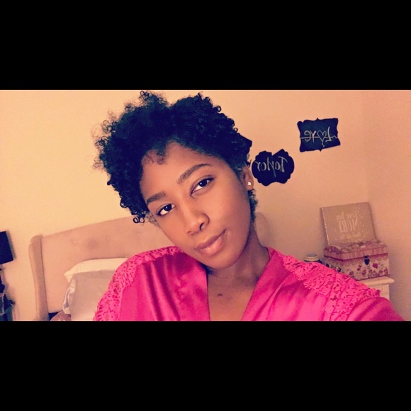 Taylor Cartwright - Poshmark Profile Picture of Taylor Cartwright (@tcartwrighg) on Poshmark