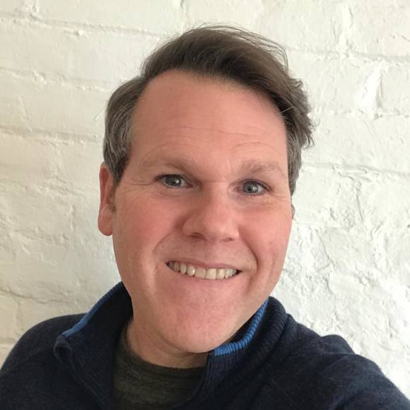 Profile Picture of Scott Redd (@scottredd) on Poshmark