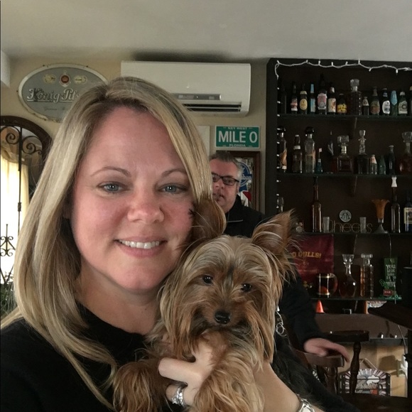 Profile Picture of Kelly Zajicek (@kz719) on Poshmark