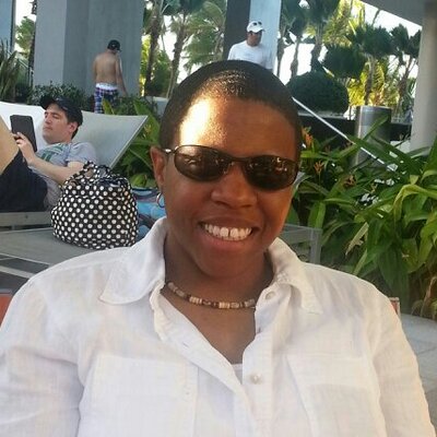 Profile Picture of La Tanya Simms (@SimmsLE) on Twitter