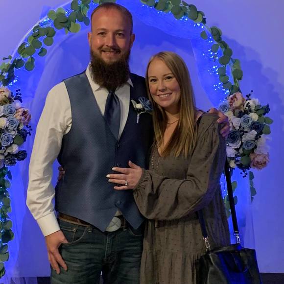 Profile Picture of Whitney Jennings (@whitneynicholej) on Poshmark