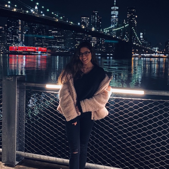 Profile Picture of Pui san Yoon (@psyoon12a) on Poshmark