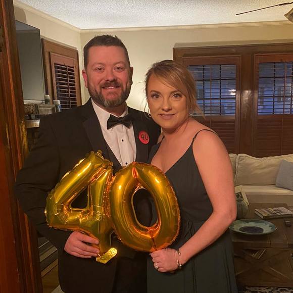 Profile Picture of Dawn Carter (@cbriandawn) on Poshmark