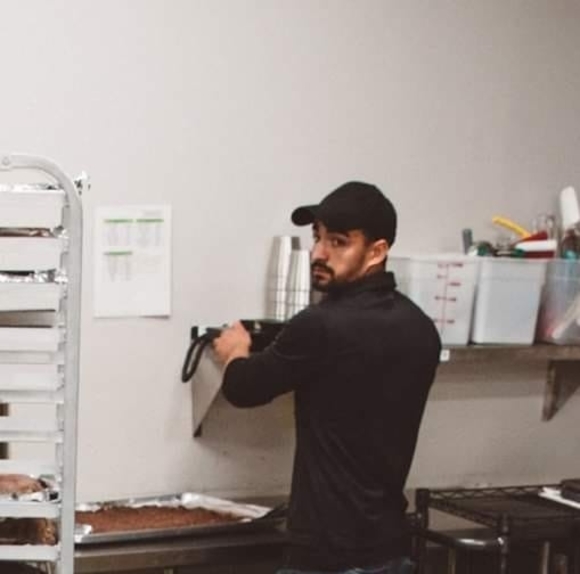 Profile Picture of Max Patraw (@mpatraw) on Poshmark