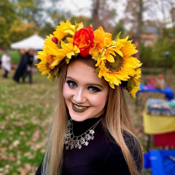 Profile Picture of Erin Hungler (@ephungler) on Poshmark
