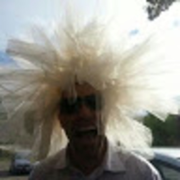 Profile Picture of Alan Daniel (@alan_daniel) on Poshmark