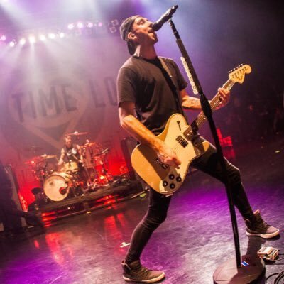 Profile Picture of Alexander William (@AIexAlTimeLow) on Twitter