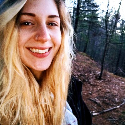 Profile Picture of Jayne McLaughlin (@maynejarie) on Twitter