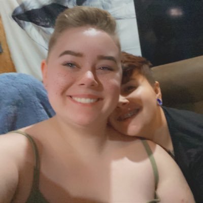 Profile Picture of Lily Wright (@LilyWright1122) on Twitter