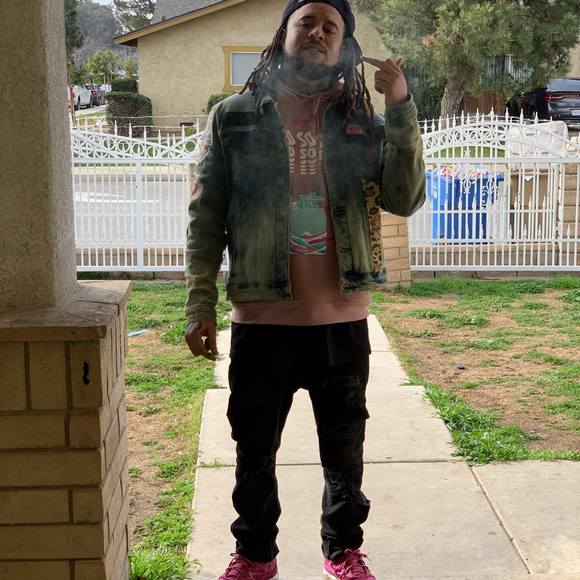 Profile Picture of Tommy Eagan (@tommyeagan) on Poshmark