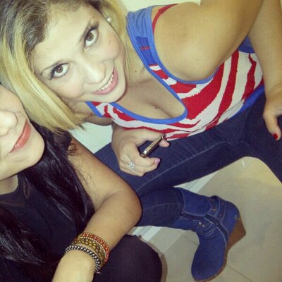 Profile Picture of Mia Ayala (@AlecitaNico) on Twitter