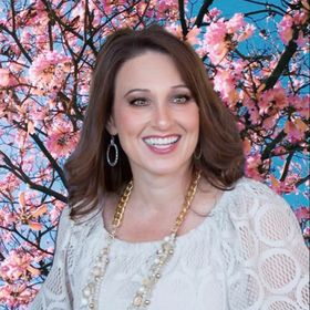 Profile Picture of Dora Clayton (@doddiec) on Pinterest