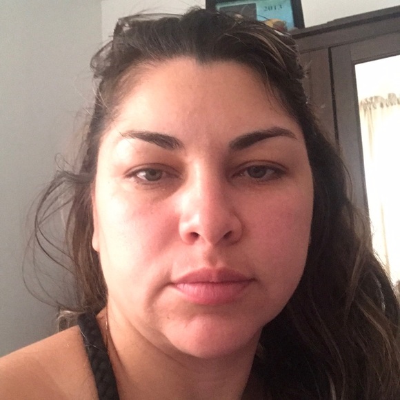 Profile Picture of Paula Duque (@pandre77) on Poshmark