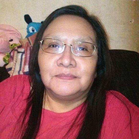 Profile Picture of Rose Bates (@batesrose76) on Poshmark