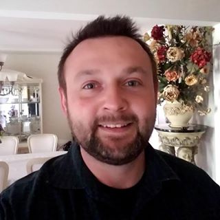 Profile Picture of David Romaniuk (@david.romaniuk.7) on Facebook