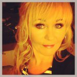 Profile Picture of Michelle Willetts (@shellyflops) on Instagram