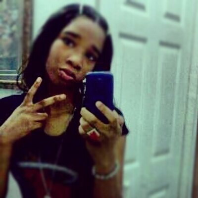 Profile Picture of Summer Crystal Lopez (@Crystal_lopez12) on Twitter