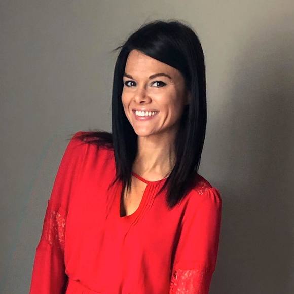 Profile Picture of Katie Draschil (@katiedraschil) on Poshmark