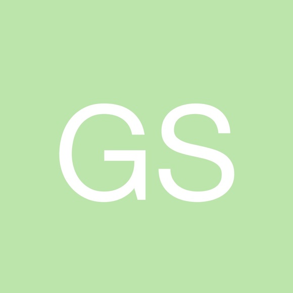 Profile Picture of Gitty Silverstein (@gittyofny) on Poshmark