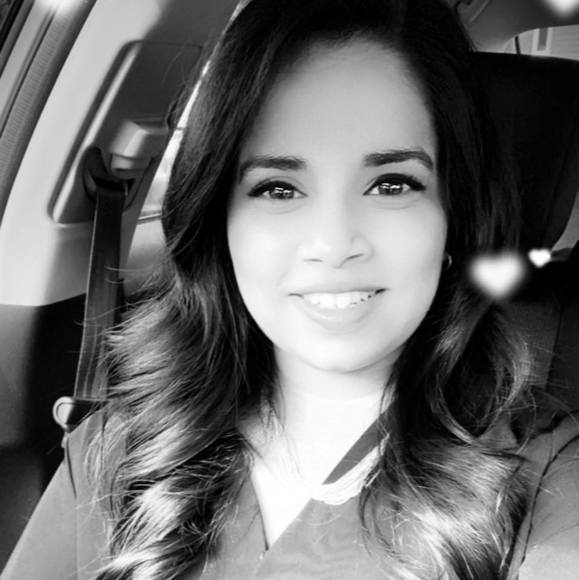 Profile Picture of Merlyn Ernest (@mariaernest) on Poshmark