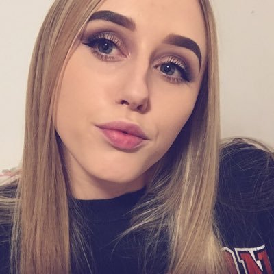 Profile Picture of Alice Jenkins (@alicemayjenkins) on Twitter