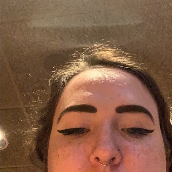 Profile Picture of Kelsey Kallmyer (@kelseykallmyer) on Poshmark