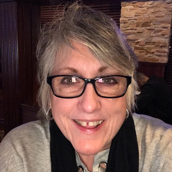 Profile Picture of Virginia Stuart-watt (@pru2016) on Poshmark