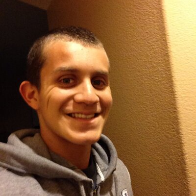 Profile Picture of Joseph Velarde (@V27Jo) on Twitter