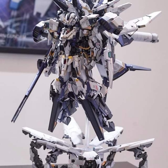 Profile Picture of Josh Lim (@joshlim) on Poshmark