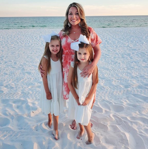 Profile Picture of Randi Johnsey (@luv1617) on Poshmark