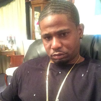Profile Picture of Kenneth Seals Jr (@JrTreseals357) on Twitter