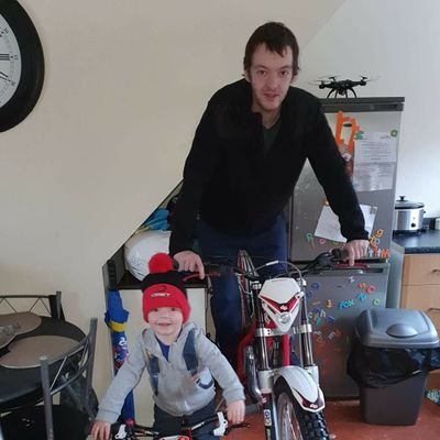 Profile Picture of Mark Hornsby (@MarkHornsby19) on Twitter