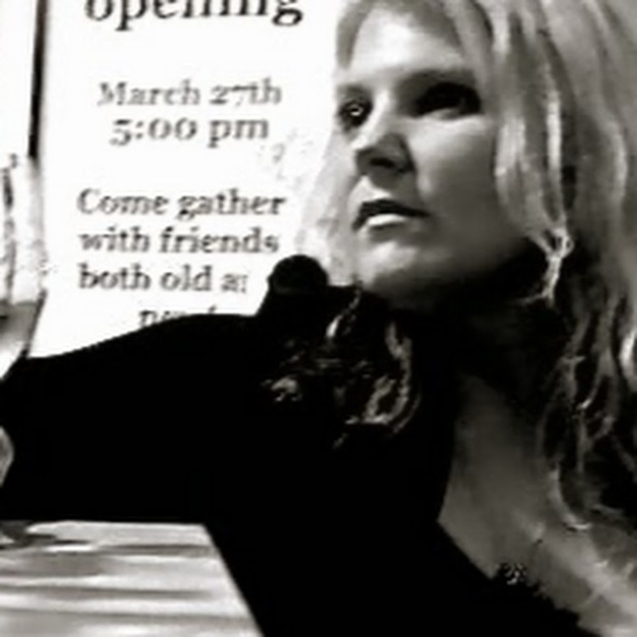 Profile Picture of Author Christy heron (@waverlyg) on Poshmark