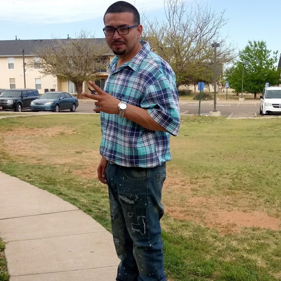 Profile Picture of Adam Crespin (@adamcrespin107) on Poshmark