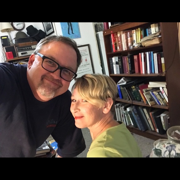 Profile Picture of Tami Rongstad (@tamirongstad) on Poshmark