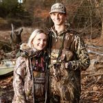 Profile Picture of Chris & Kayla (@k.c.outdoors613) on Instagram