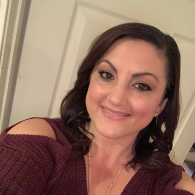 Profile Picture of Danielle Boyer (@DanielleB419) on Twitter