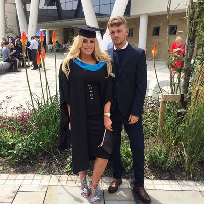 Profile Picture of Faye Brown (@FayeLouiseBrown) on Twitter