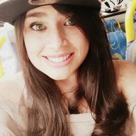 Profile Picture of Lorena Daniel (@lorenadaniel_) on Twitter